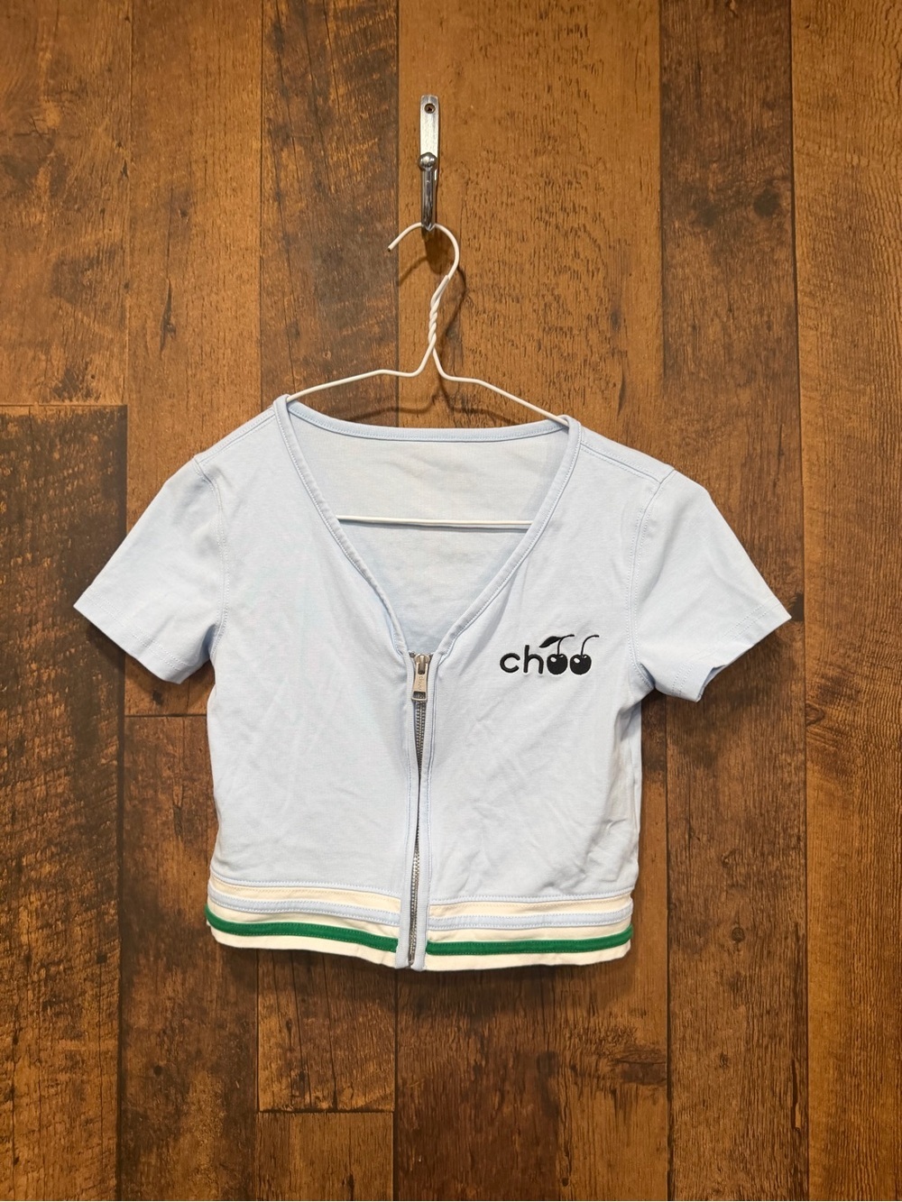 Chuu women’s zip up crop top shirt small EUC